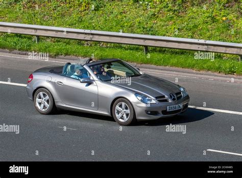 Mercedes Slk280 Auto Hi Res Stock Photography And Images Alamy