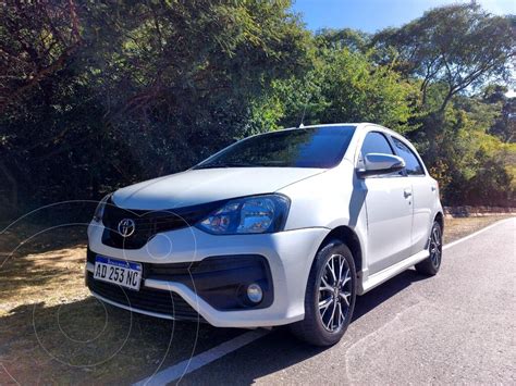 Toyota Etios Sedan Xls Usado Color Blanco Precio