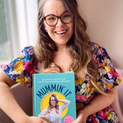 Hot Sexy Harriet Shearsmith Bikini Pics