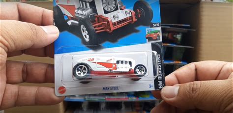 Inside The 2023 Hot Wheels Case D New Super Treasure Hunt Is An Electric Hypercar Autoevolution