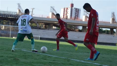 Les Antecipa As Partidas Da Final Do Campeonato Santareno Sub