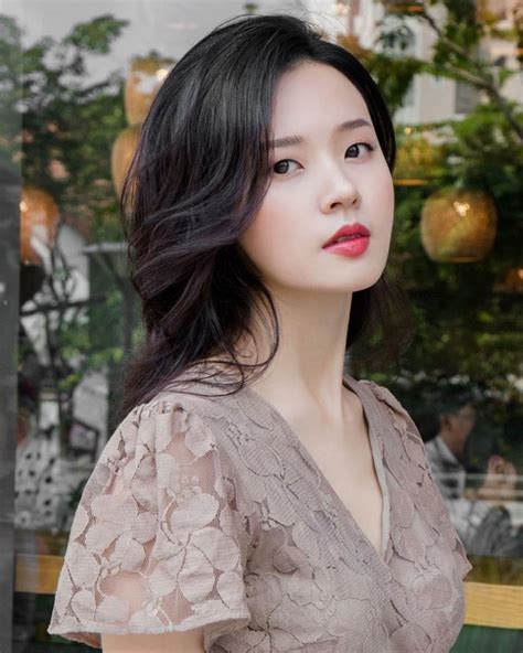 Sau N M C C Hot Girl I U Nhan S C Thay I Ng S Ri Ng Midu V T M T T V N Th