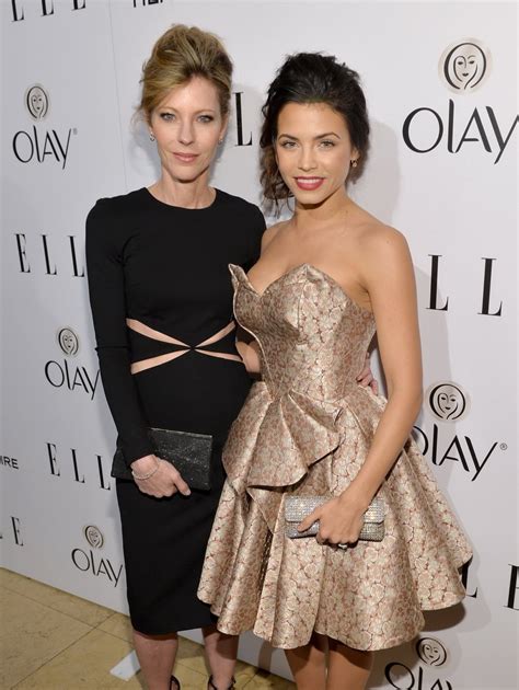 Jenna Dewan Braless Wearing Short Strapless Dress At ELLE S Women In Television Porn Pictures