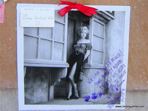 Los Angeles Morgue Files The Photo And The Fiver Left At Marilyn Monroe