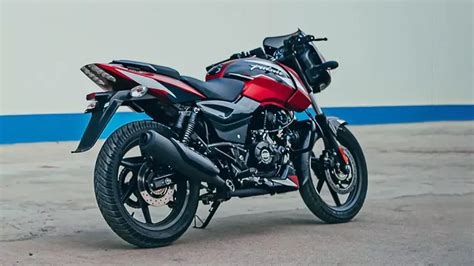 Bajaj Pulsar 150 Classic Feel Modern Performance