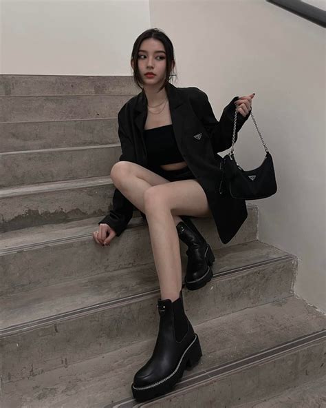 Hot girl x gương mặt thiên thần body ác quỷ là ai