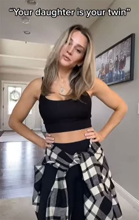 Hot Sexy Kari Boetcher Bikini Pics