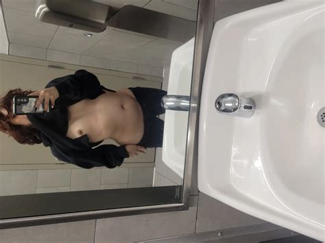 Quick Aldi Bathroom Selfies Nude Pics XHamster