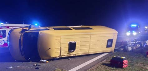 Tragedia Na Autostradzie Pod Tarnowem Nie Yje Ch Opiec Fronda Pl