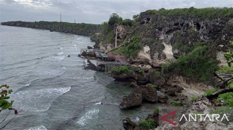 Akhir Pekan Panjang Objek Wisata Tanjung Bira Bulukumba Panen Cuan