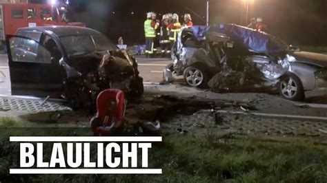 Zwei Frauen sterben bei Unfall Einsatzkräfte kennen Opfer YouTube