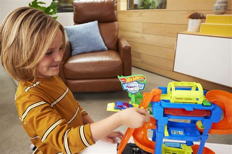 Hot Wheels City Tunnel Twist Car Wash Bilbaner Lekia No