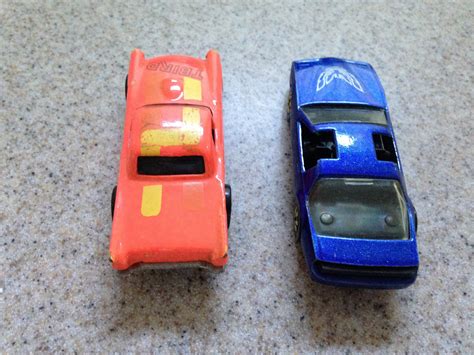 Two Vintage Hot Wheels Cars 1977 T Bird 1982 Metallic Blue Etsy