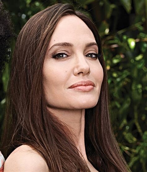 RAQ On Twitter Angelina Jolie By Eric Ray Davidson 2021 Https T Co