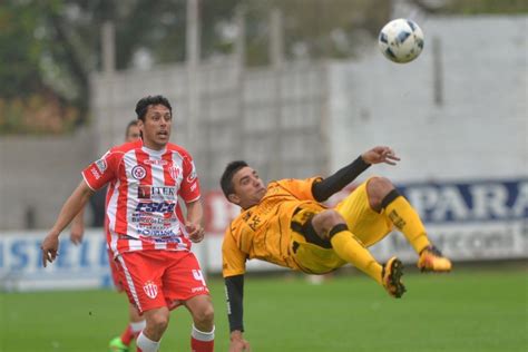 Derrota De Atl Tico Paran En Su Debut Interior Futbolero