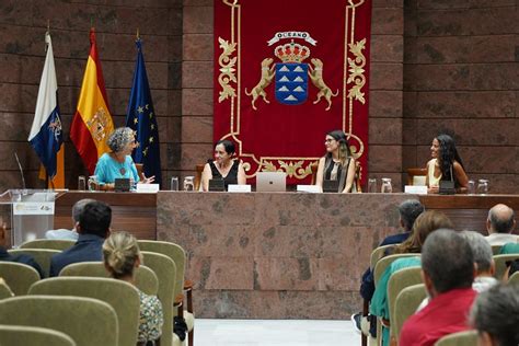 Acercamiento a la realidad de las mujeres en las queserías de las Islas