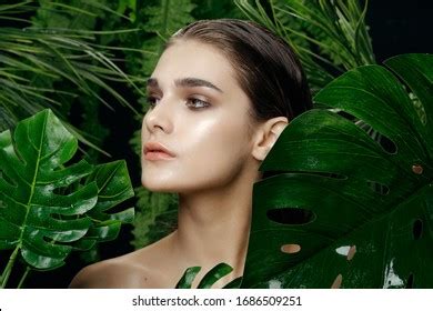 Naked Woman Jungle Stock Photos Images Photography Shutterstock