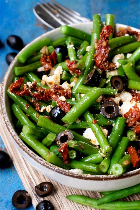 Nudelsalat Mit Bohnen Tomaten Und Waln Ssen Als Grillbeilage