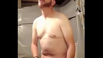 Hombre maduro masturbándose XVIDEOS