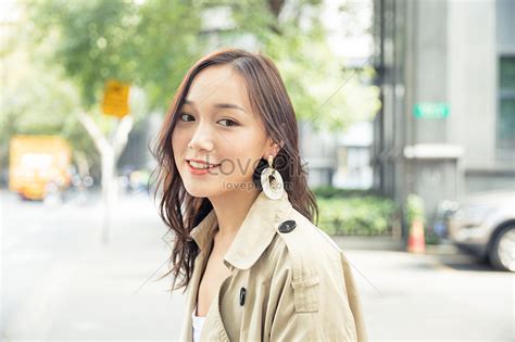 Youth Art Girl Street Portrait Picture And HD Photos | Free Download On ...