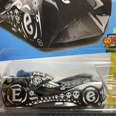 Yahoo Hot Wheels H Cloak And