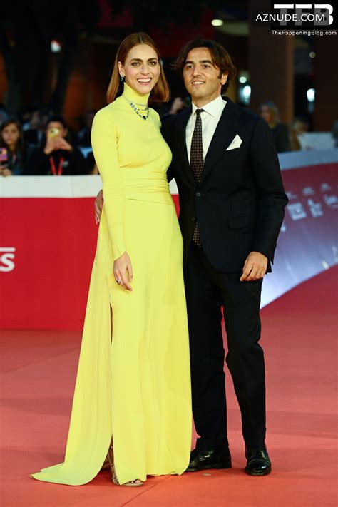 Miriam Leone Sexy Seen Flaunting Her Hot Figure Wearing A Yellow Dress At The Rome Film Festival