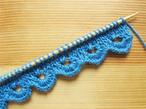 Scalloped Knitting Edge Stitch - How Did You Make This? | Luxe DIY