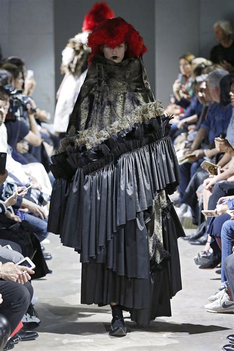 Comme Des Garcons Ready To Wear Fashion Show Collection Spring Summer