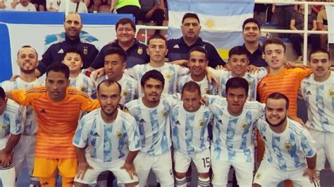 Mundial De F Tbol De Talla Baja Tras Golear En Su Deb T La Selecci N