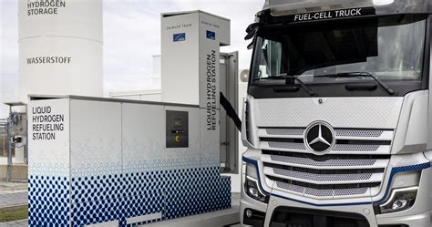 Daimler Truck Ag To Trial Europes First Heavy Duty Liquid Hydrogen Truck