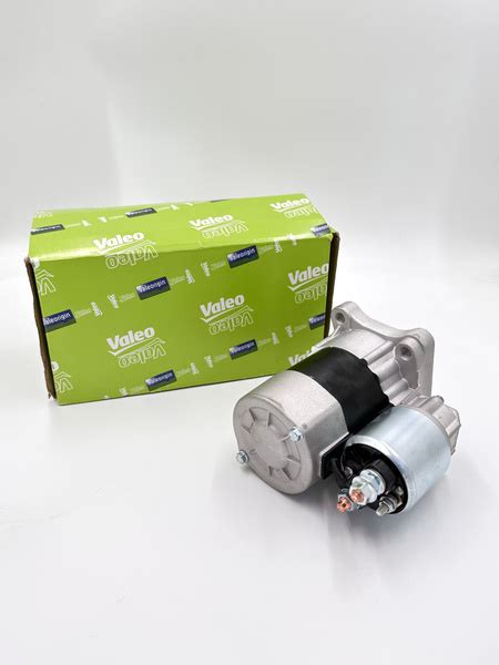 Стартер Valeo 438163 (Renault Duster, Fluence, Logan, Megane, Sandero ...