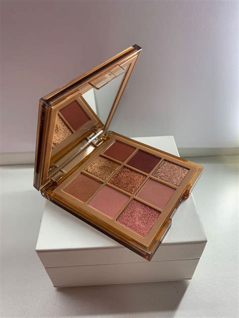 Paleta Medium Nude Huda Beauty Obsessions Maquiagem Feminina Huda