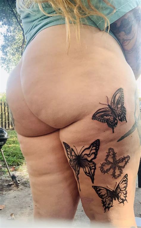 Like My New Tattoos Nudes BBW NUDE PICS ORG