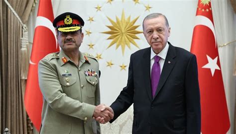 Gen Munir calls for 'enhancing' defence collaboration with Turkey