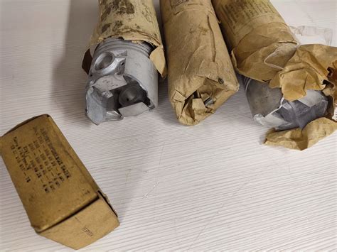 Поршня кольца новые на ваз 2101 2105 СССР: 1 000 грн. - Поршнева група ...