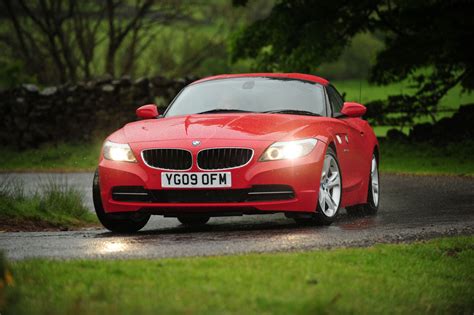 Bmw Z Sdrive I Review Price Specs And Time Evo