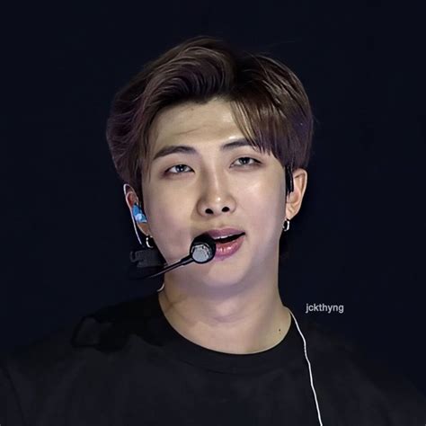 Бантанутые из Сакса 😏 Bts Army Namjoon Kim Namjoon