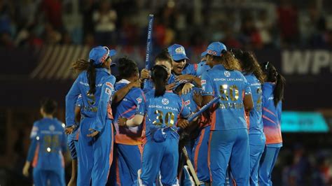 Wpl Final Harmanpreet S Mi Become Champions After Defeating Dc By