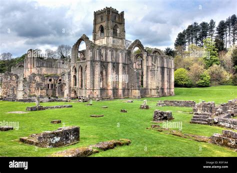 Ruins of Fountains Abbey, Studley Royal Park, North Yorkshire, England, UK Stock Photo - Alamy