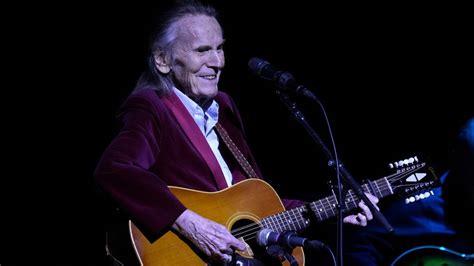 Gordon Lightfoot Ezikefareeda