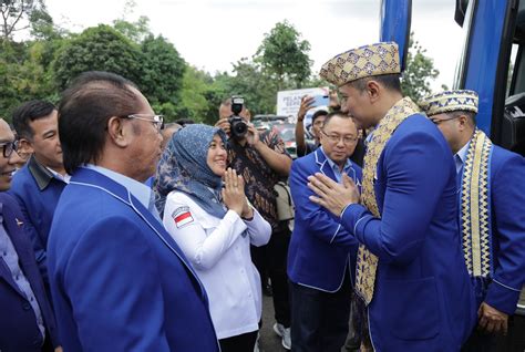 Wagub Chusnunia Chalim Hadiri Pelantikan Serentak Dpc Partai Demokrat