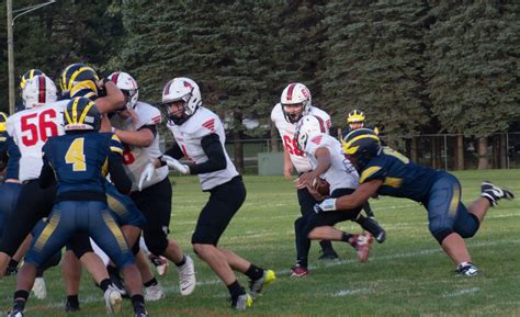 Manistee mounts comeback, takes down Fremont in WMC opener | Local