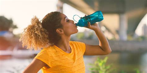 5 Science Backed Ways Drinking More Water Can Help You Lose Weight And How Much You Should