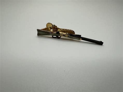 Vintage Gold Lever Action Rifle Tie Clip 5cm Gem