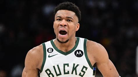 Bucks Star Giannis Antetokounmpo Nearly Retired In 2020 Yardbarker