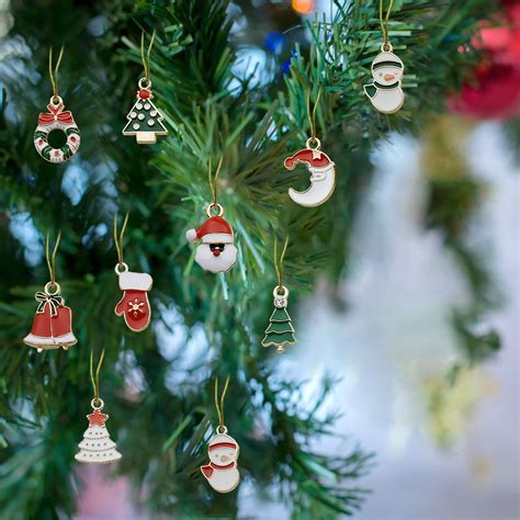 Sushang Christmas Mini Ornaments Small Resin Christmas Ornaments Mini Christmas Tree Ornaments