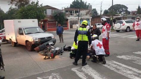 Choque Entre Moto Y Camioneta Deja A Una Persona Lesionada En Orizaba