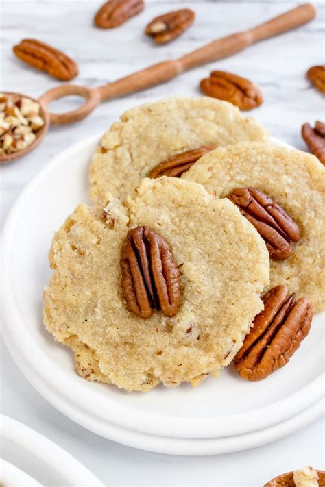 Crunchy Pecan Cookies Recipe - Pecan Sandies Copycat