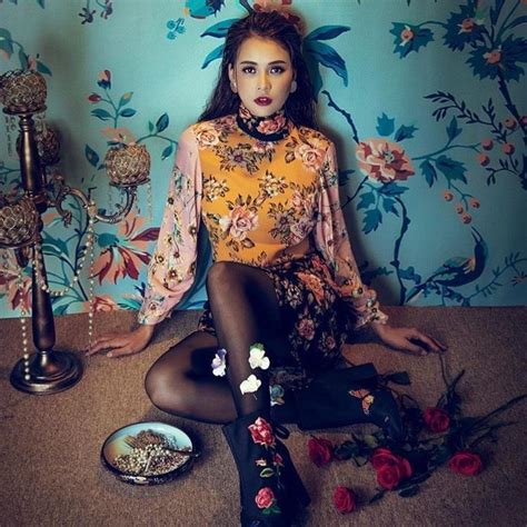 Ch M Ng Ng C C Hot Girl S I Th Nh I U Gi Ra Sao G Ng M T Tr Znews Vn