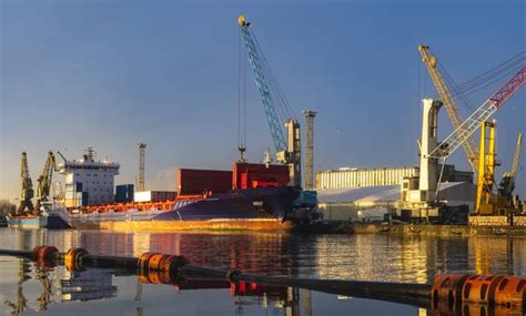 Ship Sea Port Port Cranes Unloading Containers Selective Focus Stock